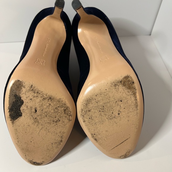 Gianvito Rossi Velvet U Cut Peep Toe Ankle Bootie, Size 37.5 - Picture 6 of 9